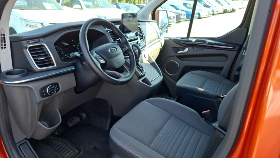 FORD Tourneo Custom Tourneo Custom 2.0 EcoBlue 320 L2 Titanium aut