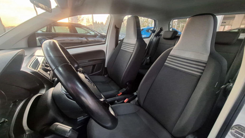 VOLKSWAGEN up! up! 1.0 move up!