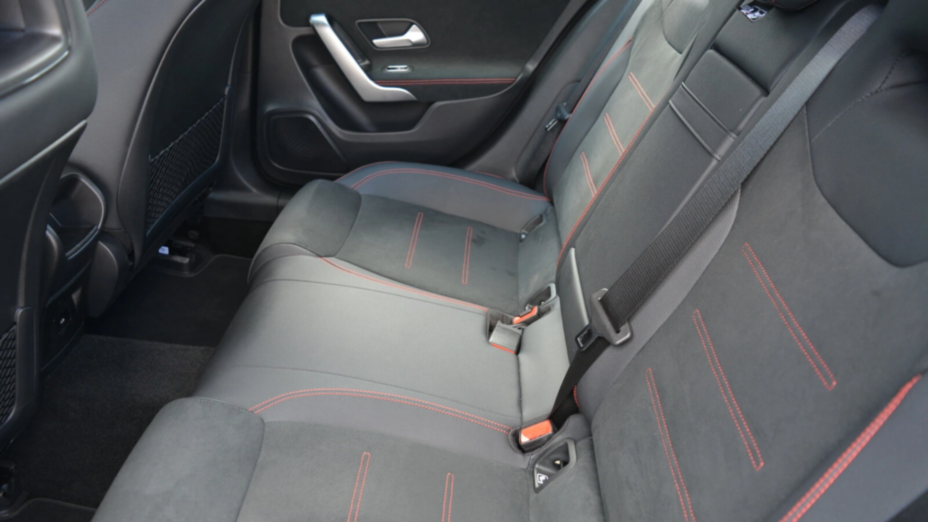MERCEDES-BENZ A Klasa A 200 7G-DCT
