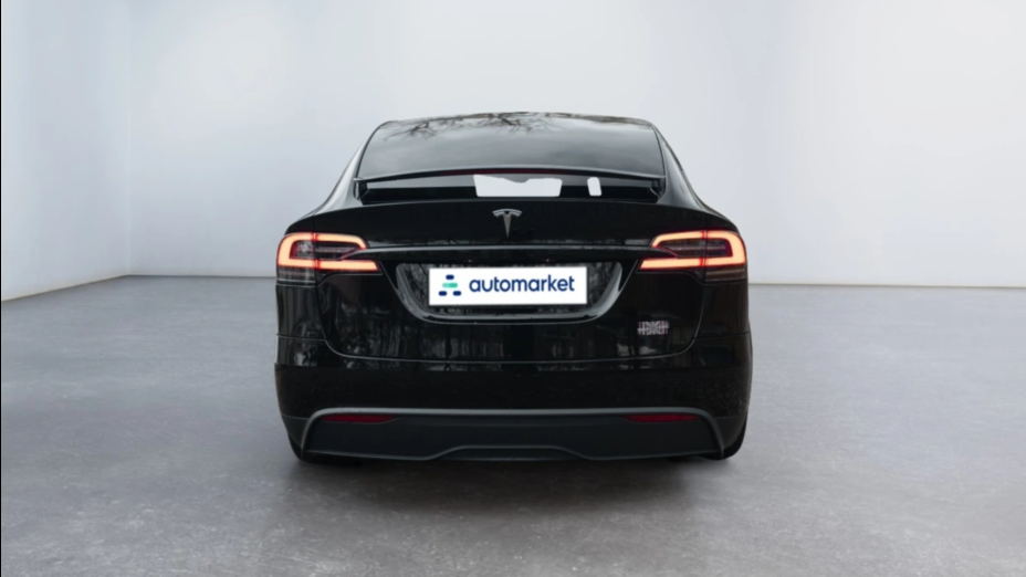 TESLA Model X X Plaid
