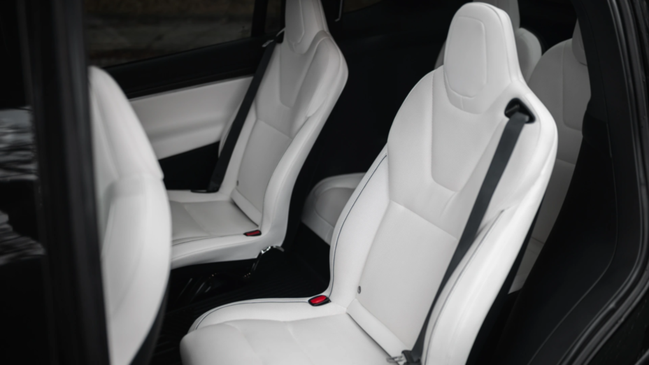 TESLA Model X X Plaid