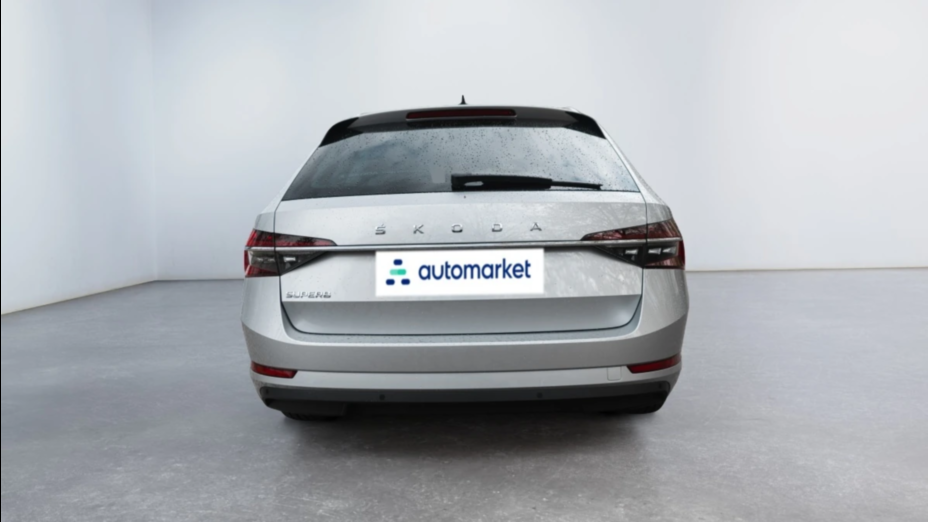 SKODA Superb Superb 2.0 TDI SCR Style DSG