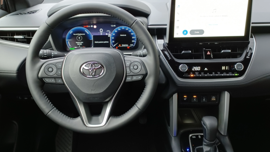 TOYOTA Corolla Cross Corolla Cross 2.0 Hybrid Executive Nowy