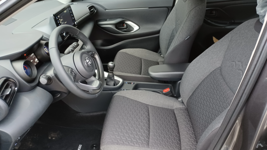 TOYOTA Yaris Cross Yaris Cross Hybrid 1.5 Comfort Nowy