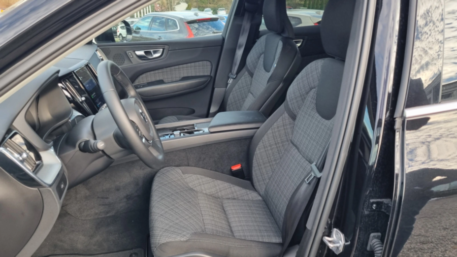 VOLVO XC60 XC60 B4 B Core aut