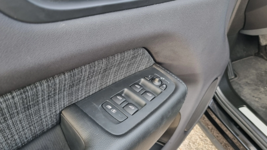 VOLVO XC60 XC60 B4 B Core aut