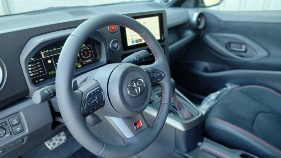 TOYOTA Yaris GR Yaris 1.6 Dynamic aut Nowy