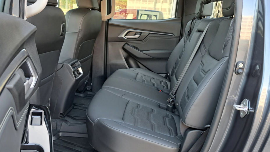 ISUZU D-Max D-Max 1.9 d EC LSX aut Nowy