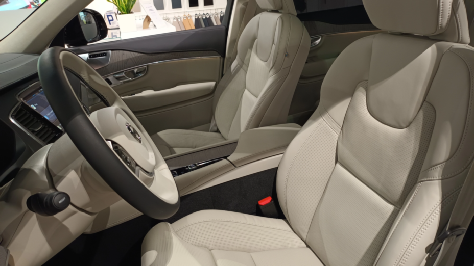 VOLVO XC90 XC90 T8 AWD Plug-In Hybrid Ultra Dark 7os aut Nowy
