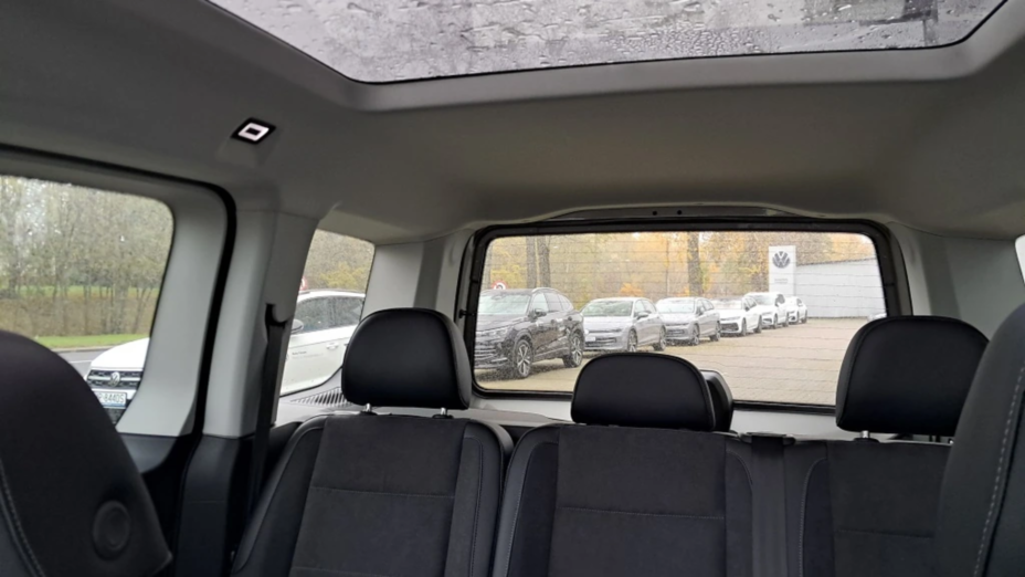 VOLKSWAGEN Caddy osobowy Caddy 2.0 TDI Style DSG Nowy