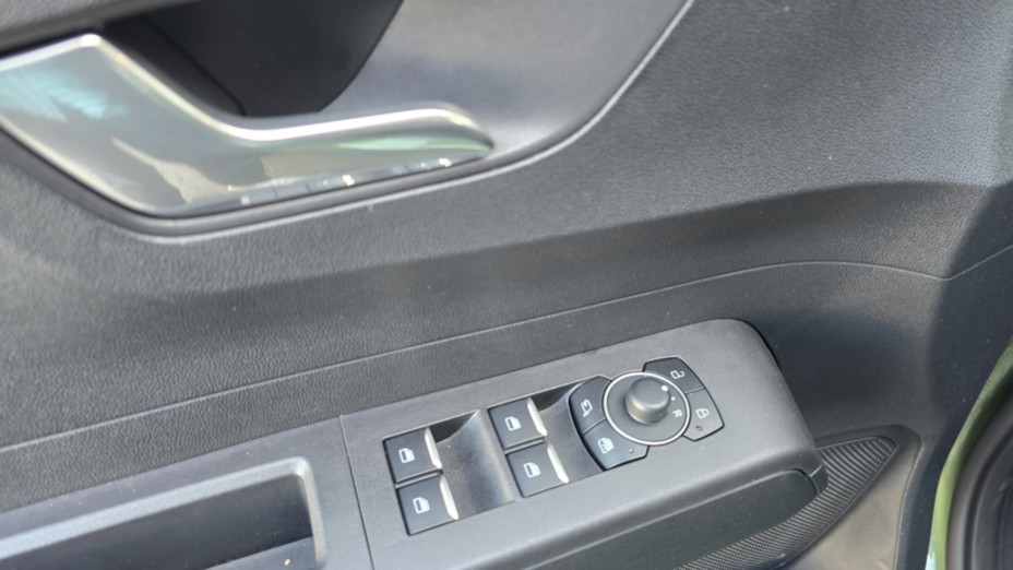 FORD Tourneo Courier Tourneo Courier 1.0 EcoBoost Active