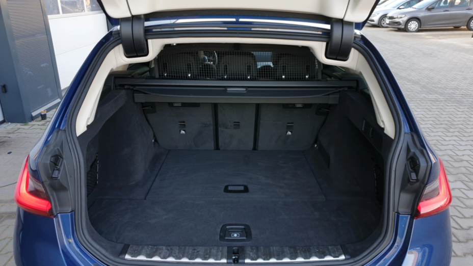 BMW Seria 3 320d xDrive mHEV Luxury Line aut