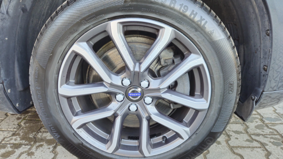 VOLVO XC90 XC90 B5 D AWD Momentum aut