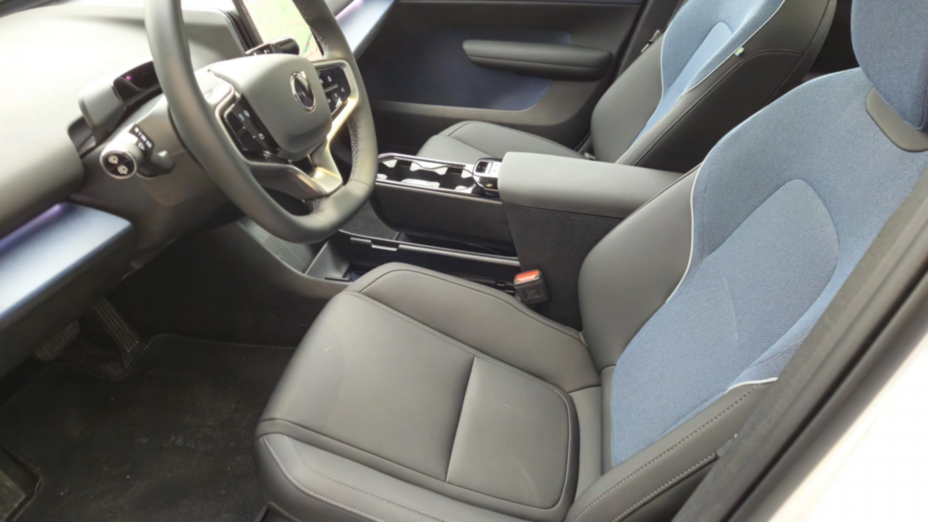 VOLVO EX30 EX30 69kWh Twin Motor Ultra