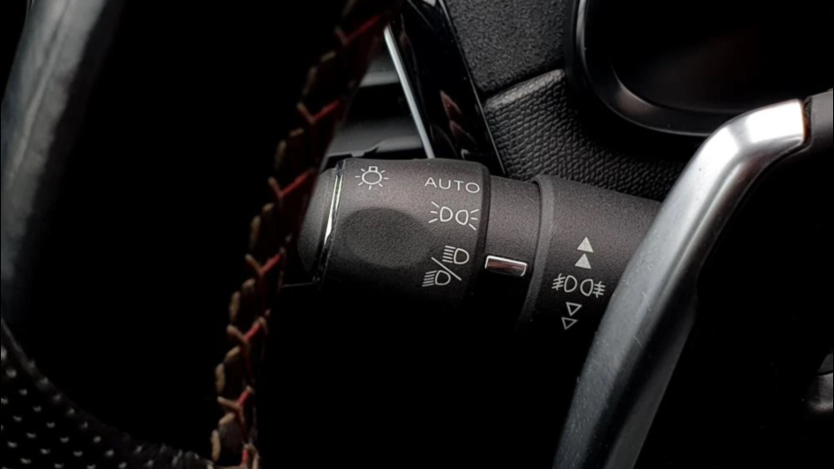 DS DS7 DS 7 2.0 BlueHDi Performance Line + aut