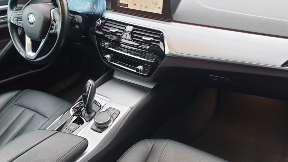 BMW Seria 5 520d xDrive mHEV Business Edition aut