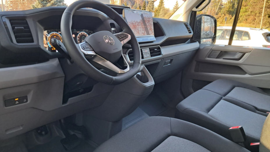 VOLKSWAGEN Crafter Crafter 35 BiTDI (16,4m3) Aut. Nowy
