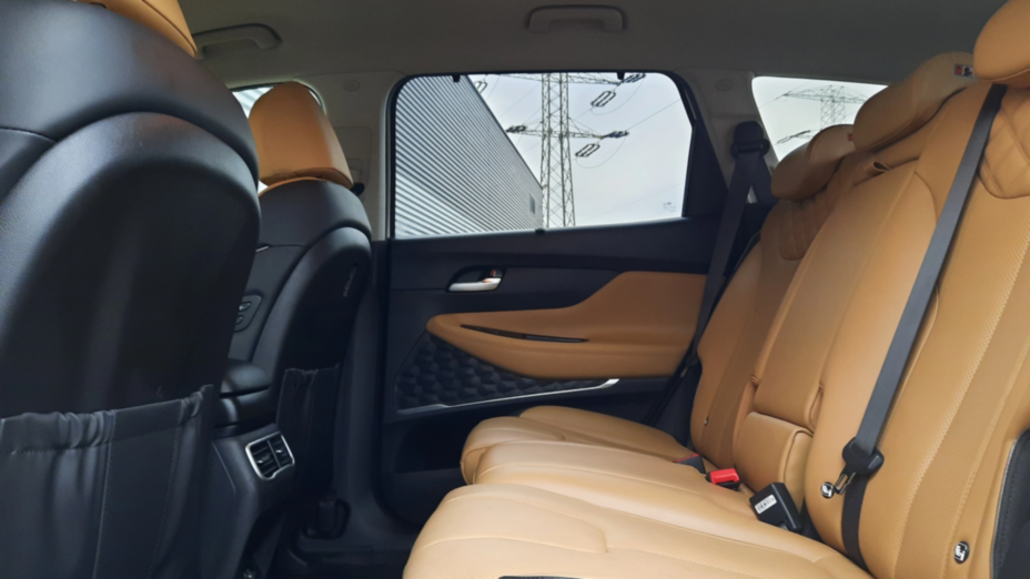 HYUNDAI Santa Fe Santa Fe 1.6 T-GDI PHEV Executive 4WD aut