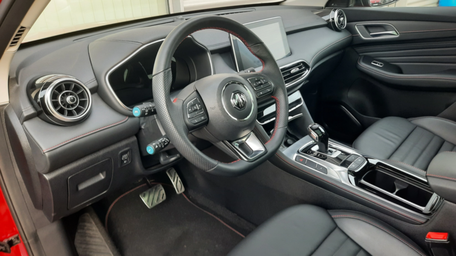 MG HS HS 1.5 T-GDI Excite DCT