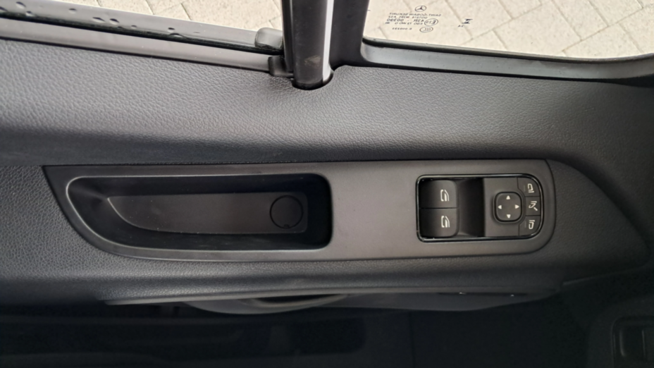 MERCEDES-BENZ Sprinter eSprinter 314 (81 kWh) Long Select L3H2 RWD 907.635 14m3 Nowy