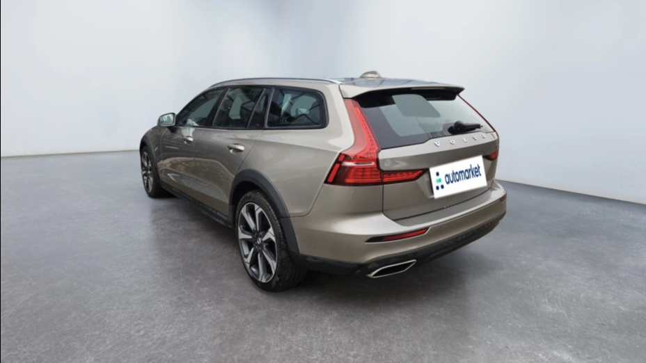 VOLVO V60 V60 CC B4 D AWD aut