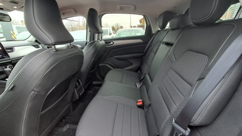 RENAULT Arkana Arkana 1.6 E-TECH Intens MMT