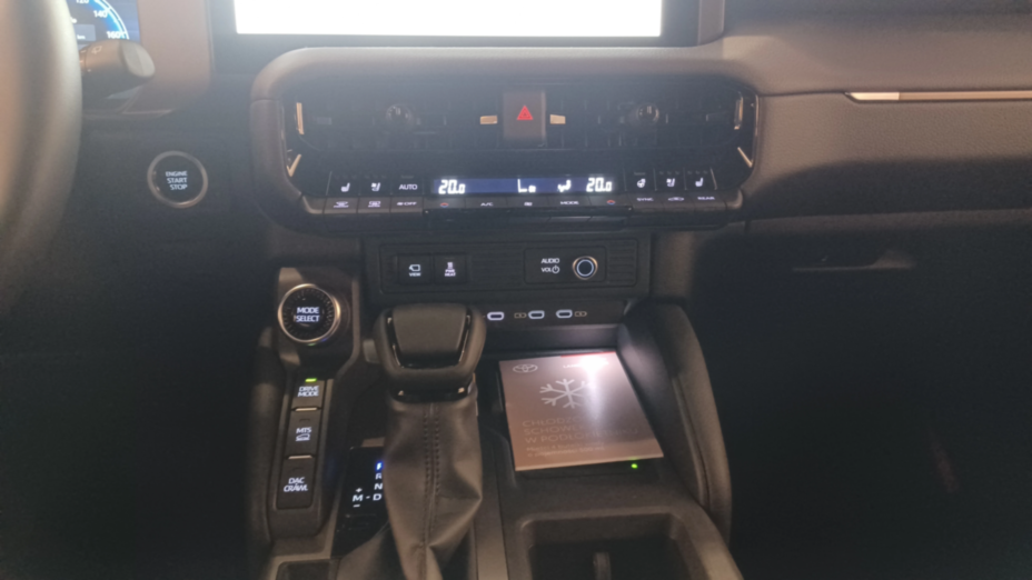 TOYOTA Land Cruiser LC 2.8 D-4D Invincible aut Nowy