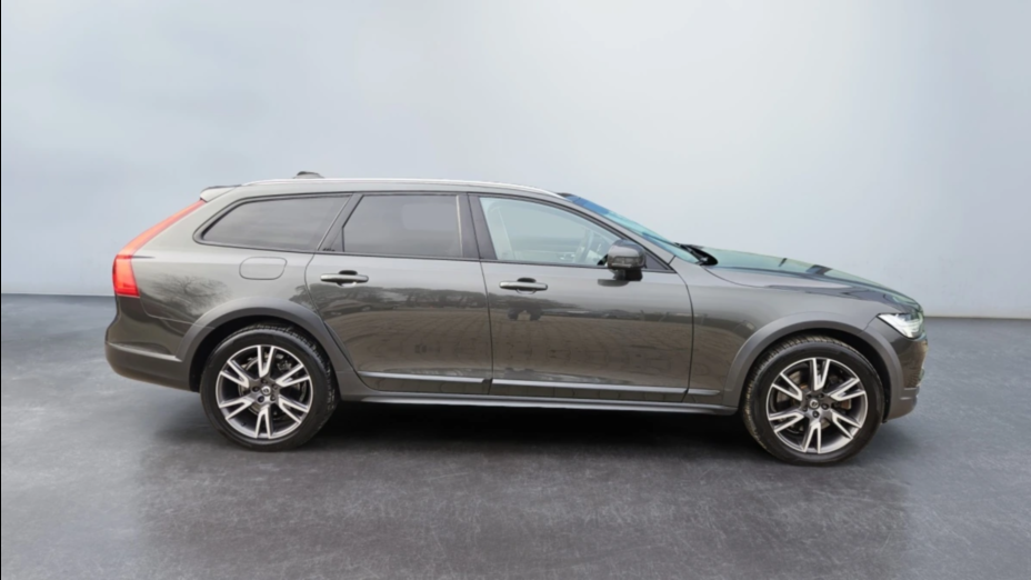 VOLVO V90 V90 CC D4 AWD Pro