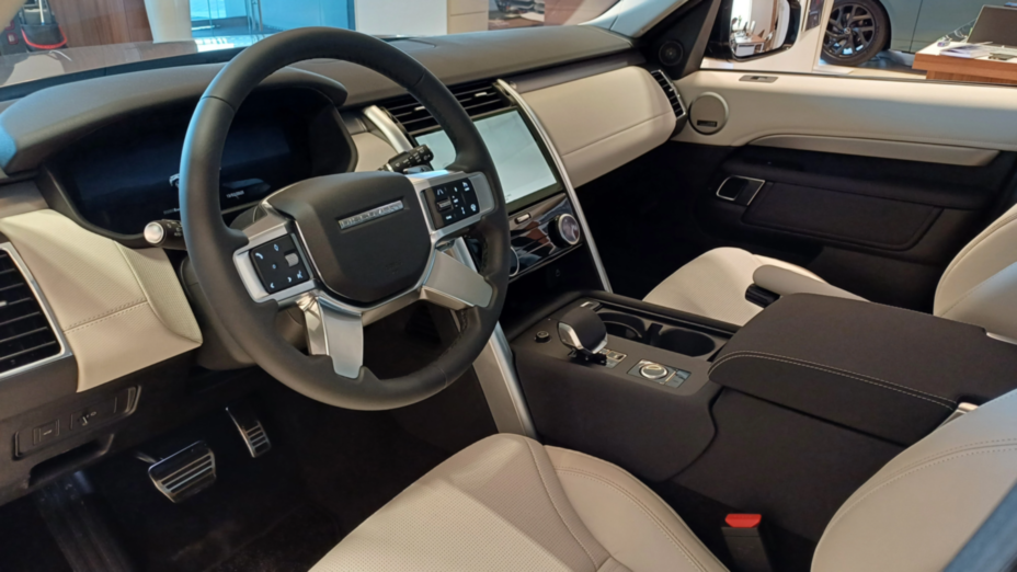 LAND ROVER Discovery Discovery V 3.0 D250 mHEV S Nowy