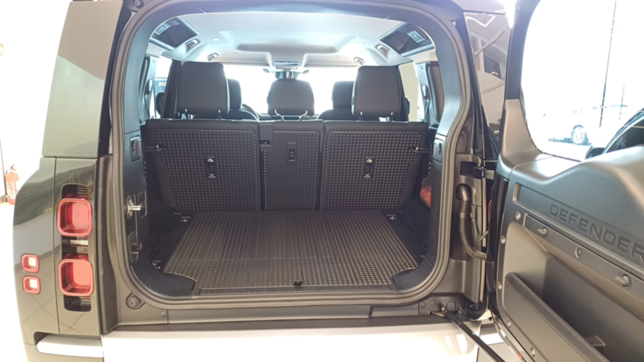 LAND ROVER Defender Defender 110 3.0 D250 mHEV S Nowy