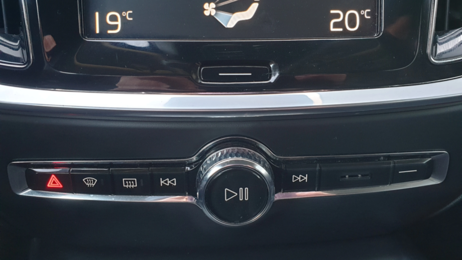VOLVO V60 V60 D3 Momentum Pro