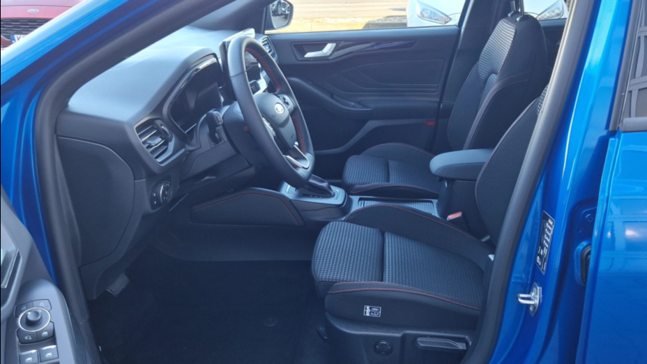 FORD Focus Focus 1.0 EcoBoost mHEV ST-Line X aut Nowy