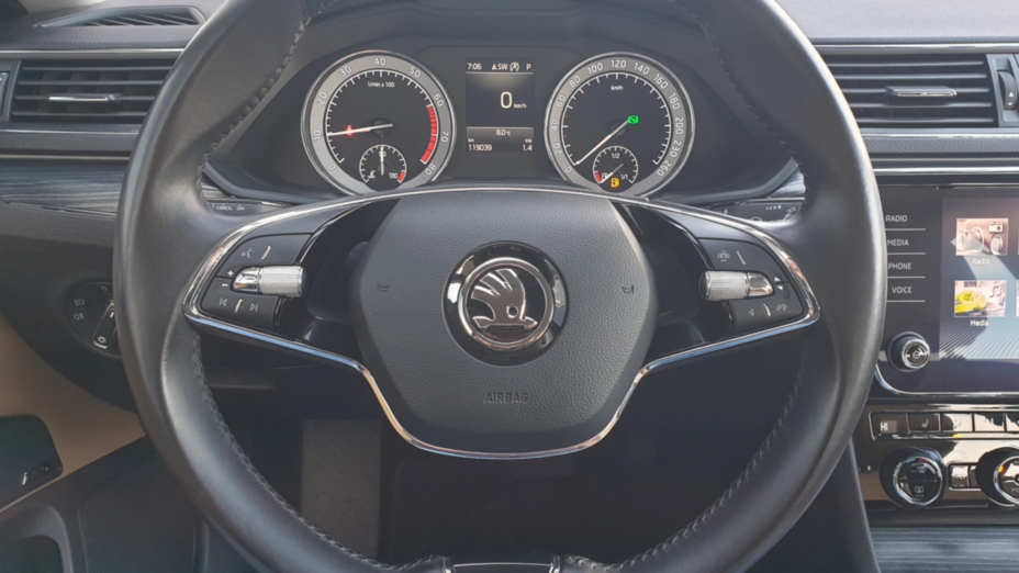 SKODA Superb Superb 1.5 TSI Style DSG