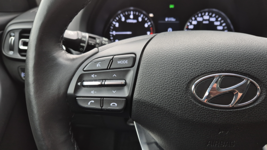 HYUNDAI i30 i30 1.0 T-GDI Smart