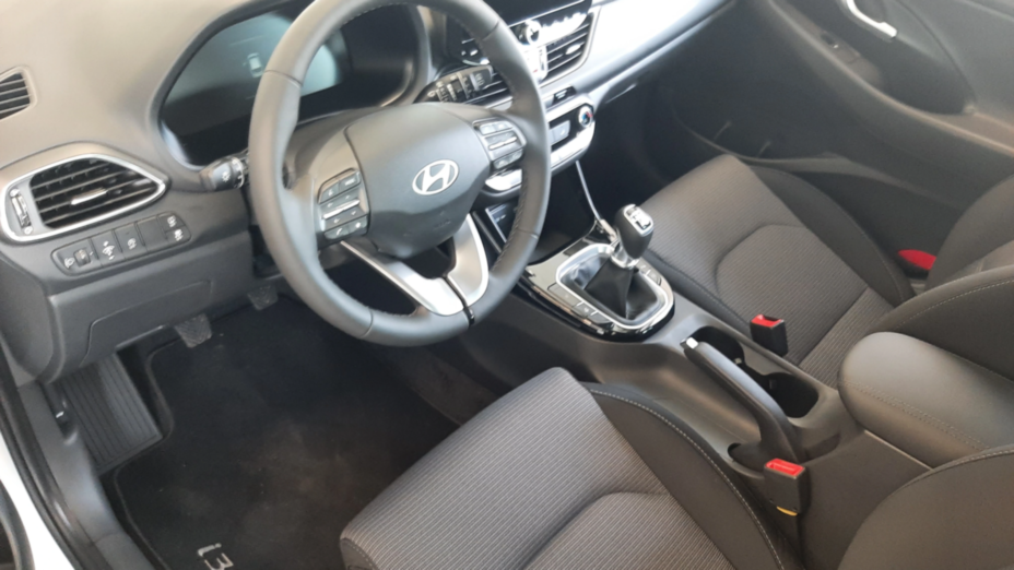 HYUNDAI i30 i30 1.5 DPI Pure Nowy