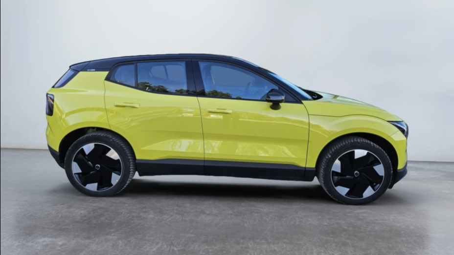 VOLVO EX30 EX30 51kWh Single Motor Plus