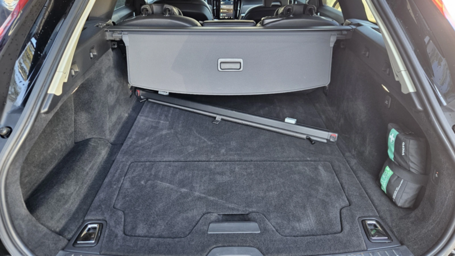 VOLVO V90 V90 CC B4 D AWD Pro aut