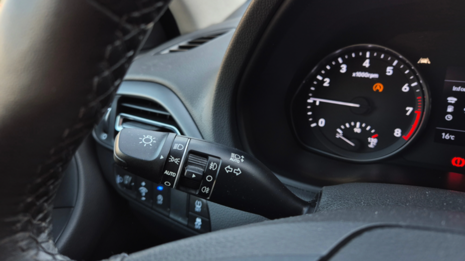 HYUNDAI i30 i30 1.0 T-GDI Smart