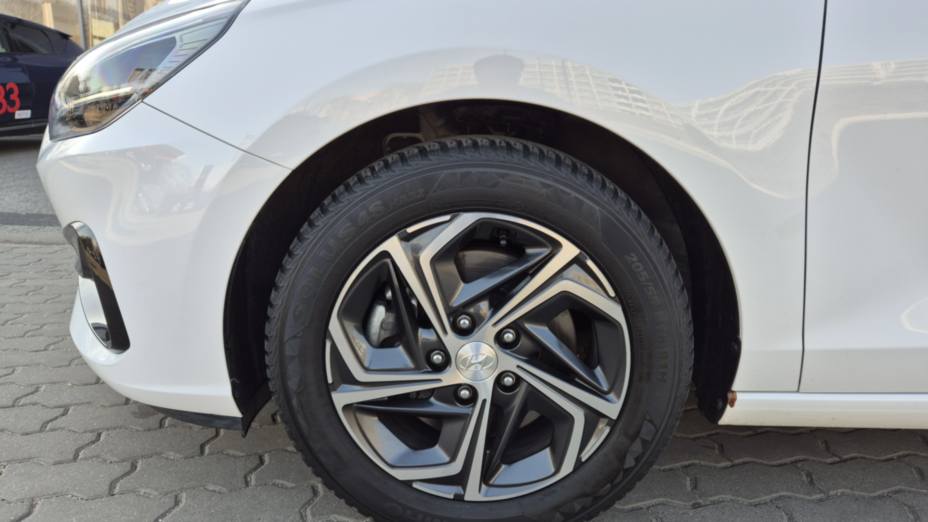 HYUNDAI i30 i30 1.0 T-GDI Smart