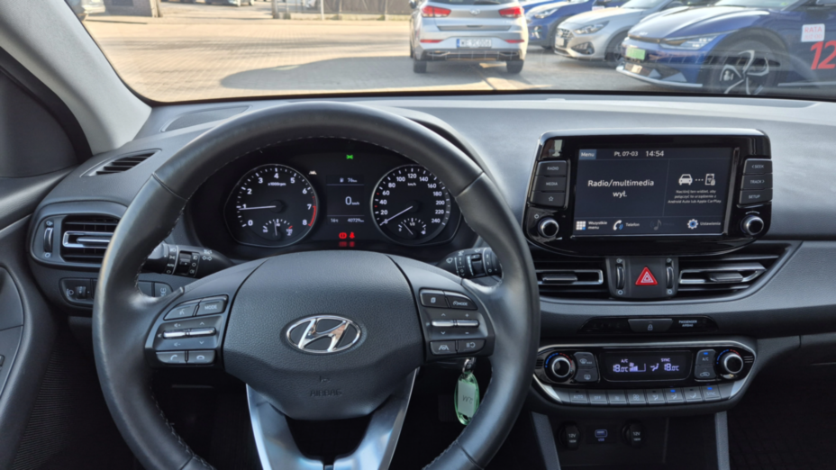 HYUNDAI i30 i30 1.0 T-GDI Smart
