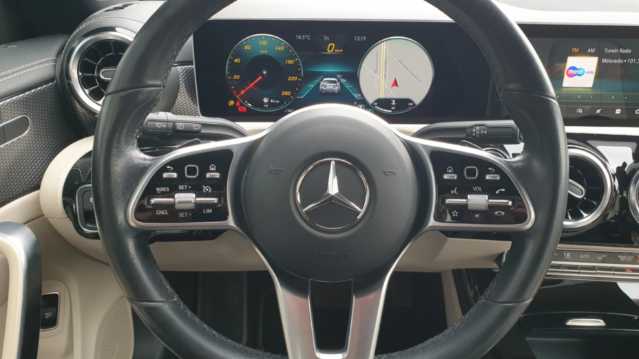 MERCEDES-BENZ CLA CLA 250 Progressive 7G-DCT