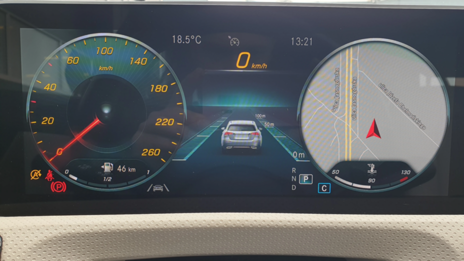 MERCEDES-BENZ CLA CLA 250 Progressive 7G-DCT