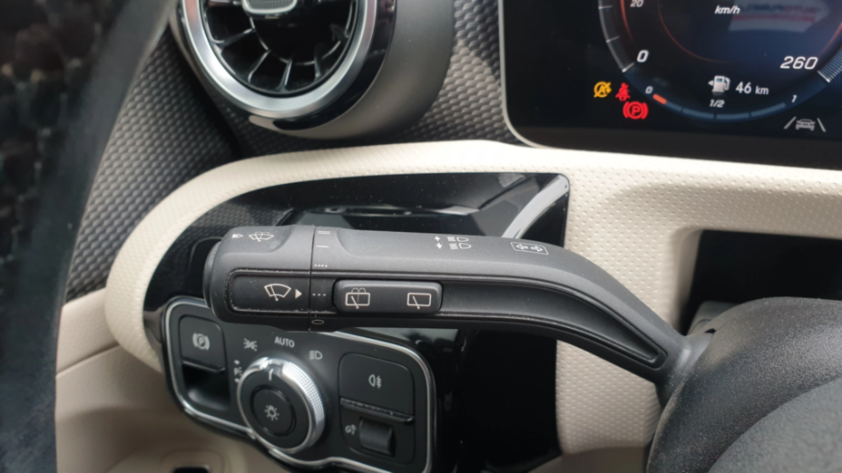 MERCEDES-BENZ CLA CLA 250 Progressive 7G-DCT