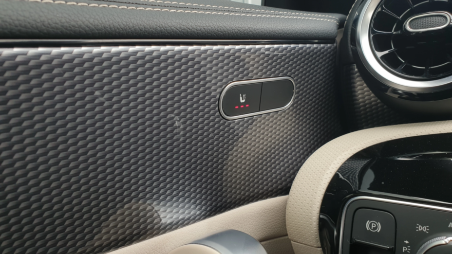 MERCEDES-BENZ CLA CLA 250 Progressive 7G-DCT