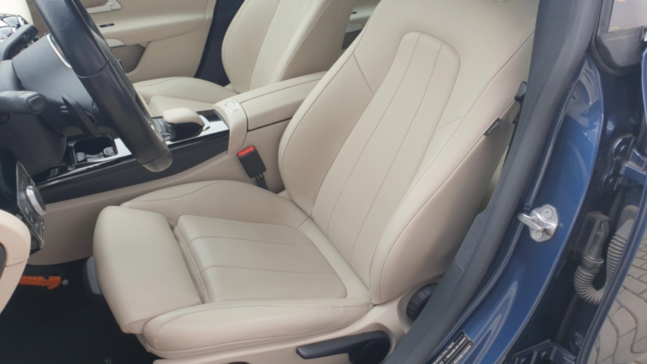 MERCEDES-BENZ CLA CLA 250 Progressive 7G-DCT