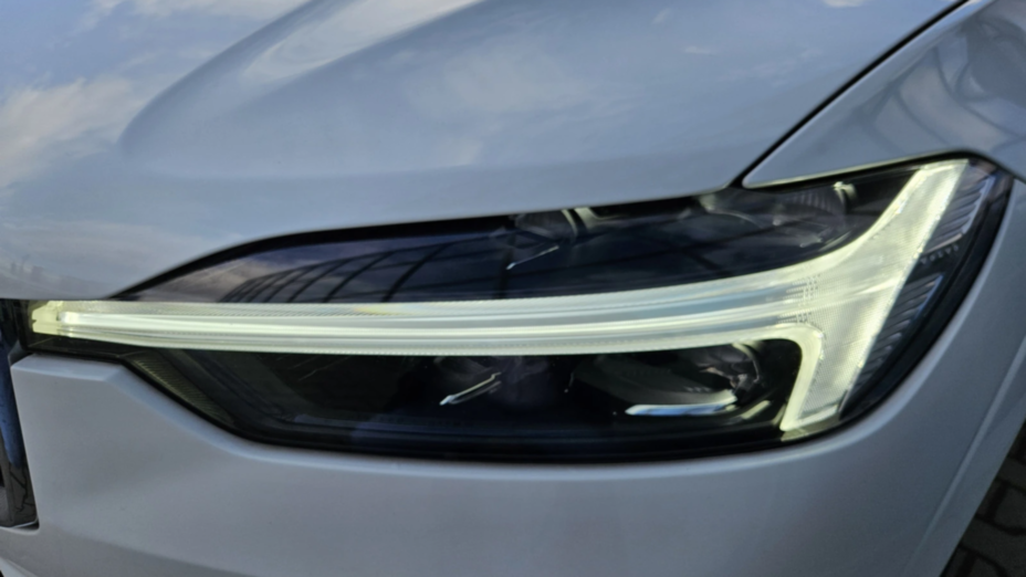 VOLVO XC60 XC60 B4 B Momentum aut