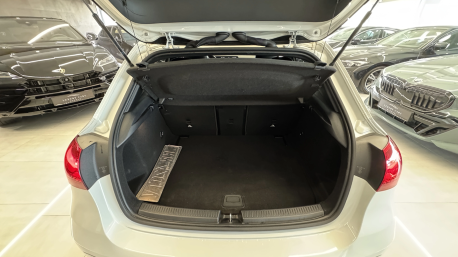MERCEDES-BENZ A Klasa A 200 AMG Line 7G-DCT