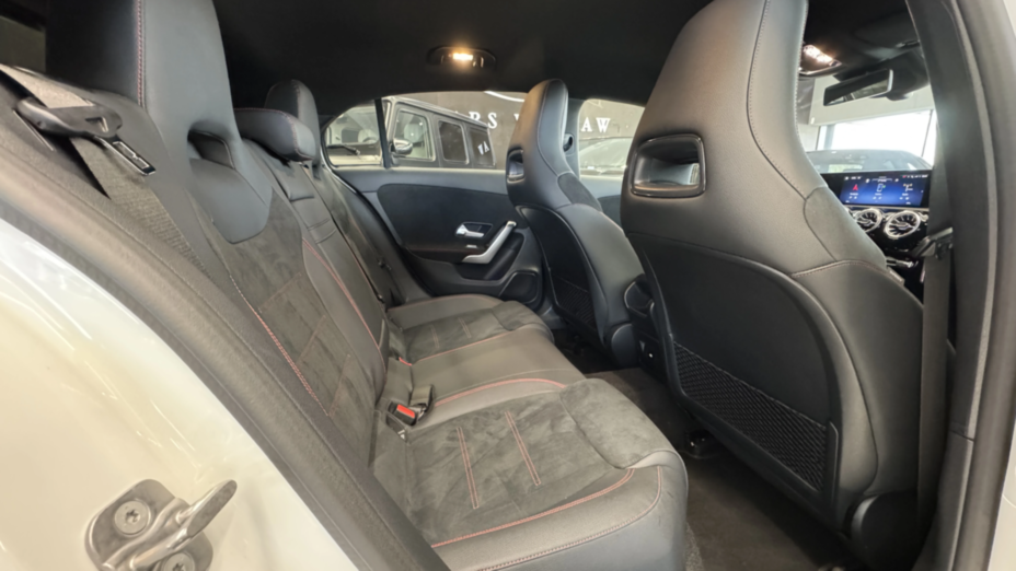 MERCEDES-BENZ A Klasa A 200 AMG Line 7G-DCT