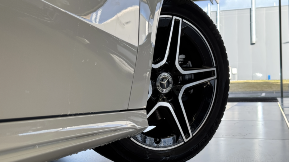 MERCEDES-BENZ A Klasa A 200 AMG Line 7G-DCT