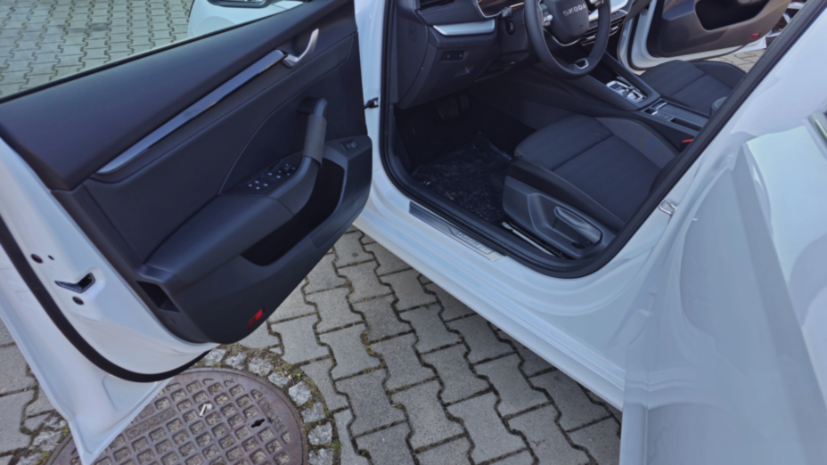 SKODA Octavia Octavia 1.5 TSI mHEV Selection DSG Nowy